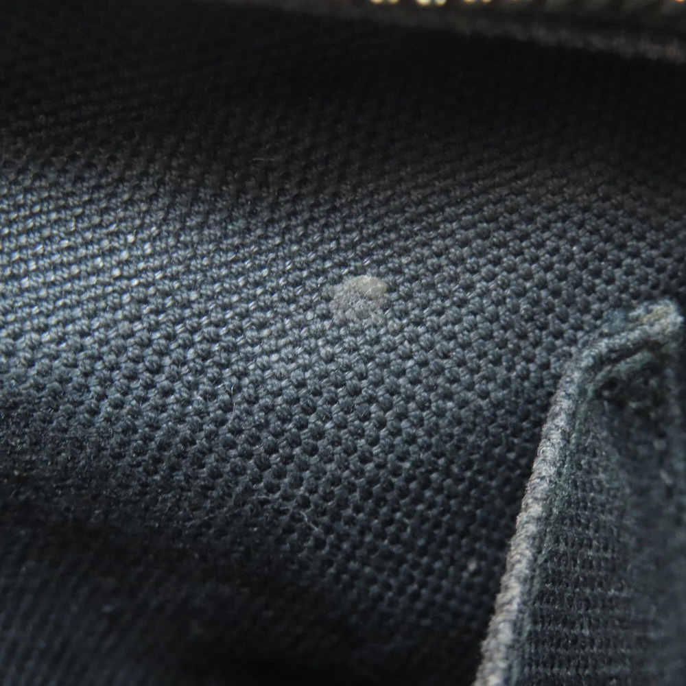 GUCCI Authentic Black Shoulder Bag - Picture 8 of 16
